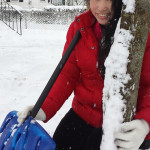 jendhamunishoveling012415.jpg