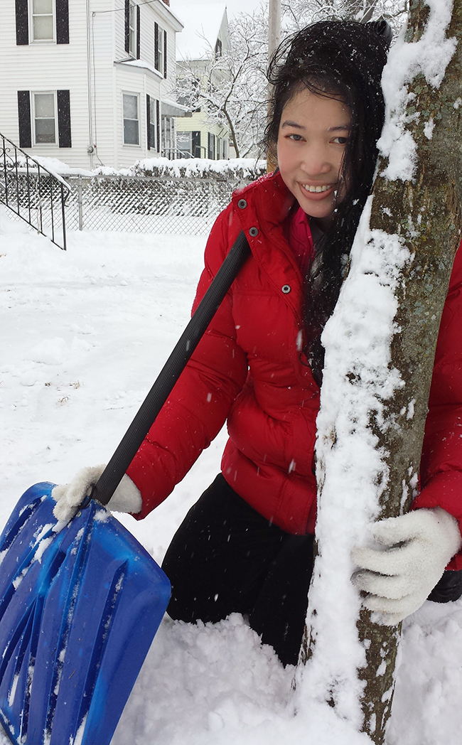 jendhamunishoveling012415.jpg