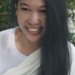 jendhamuni and white flowers background