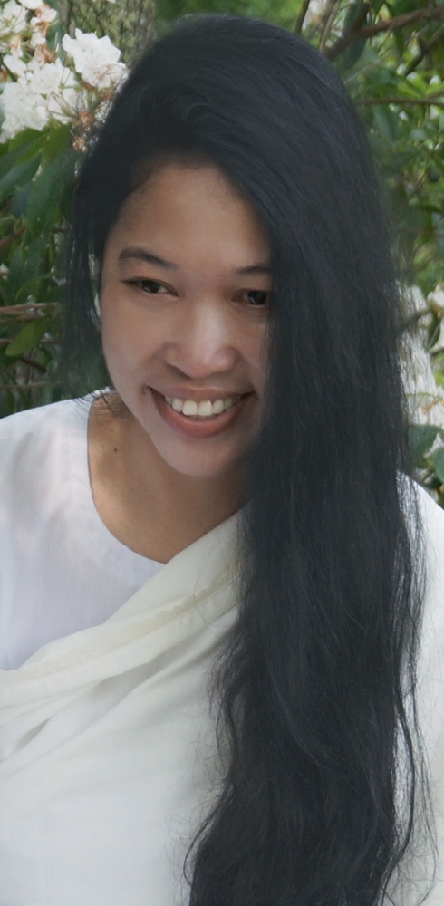 jendhamuni and white flowers background