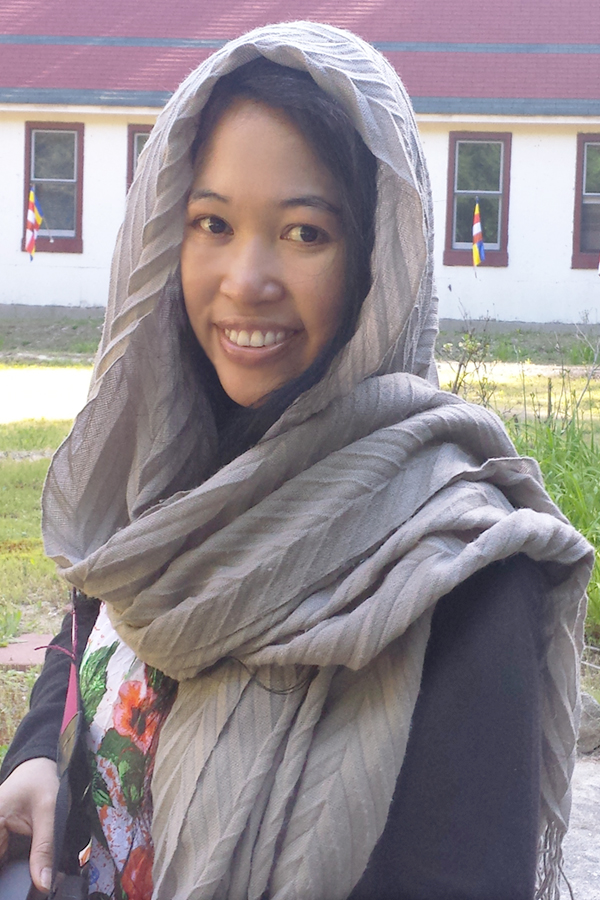 jwearingscarfshootingthescene