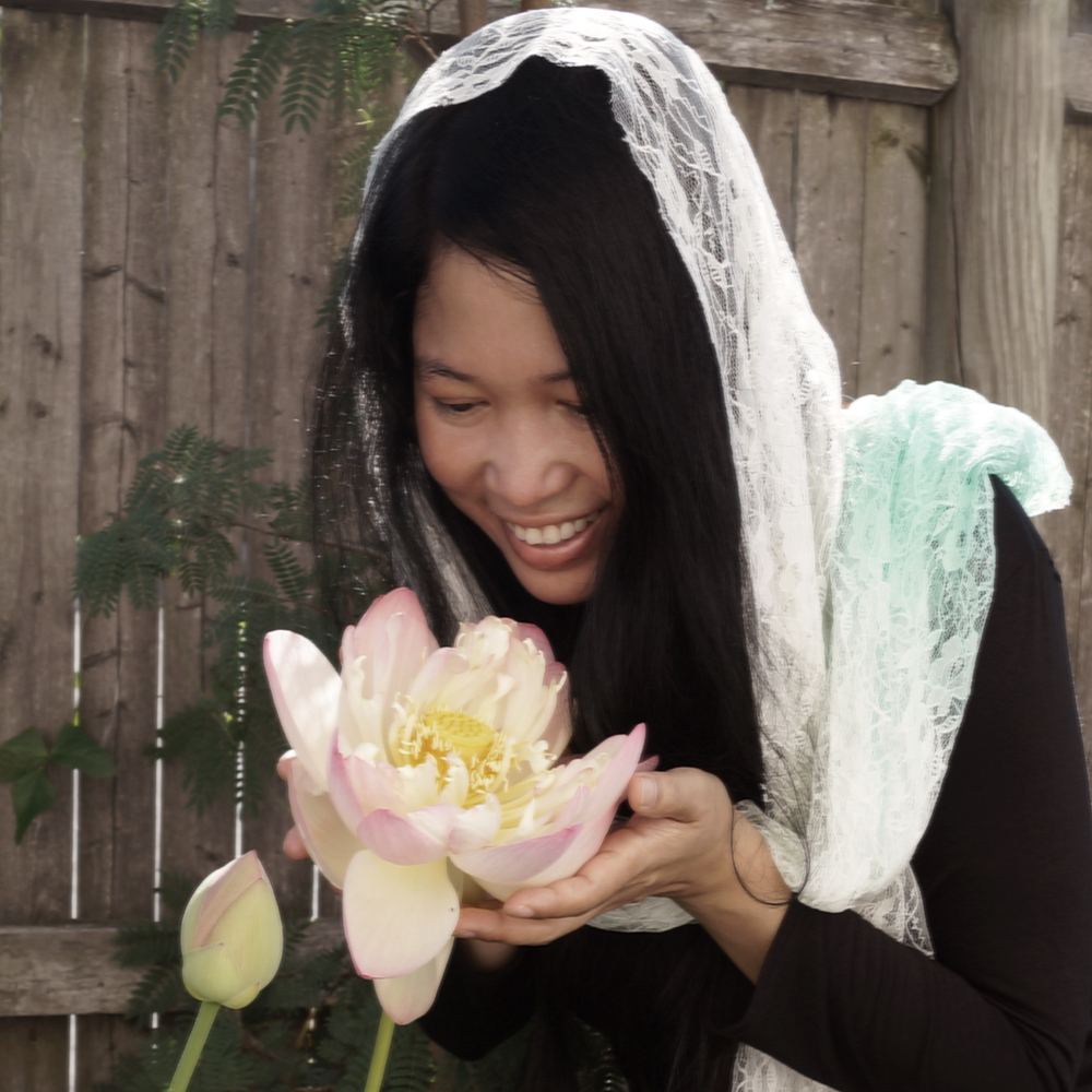 Jendhamuni with lotus flower