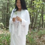 Jendhamuni-white-dress-in-the-wood062015